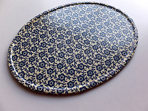 oval tray