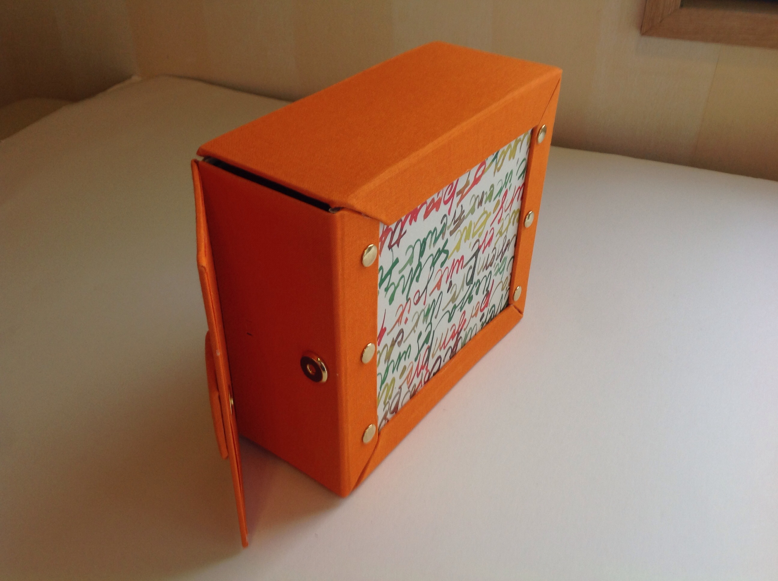 CD binder box